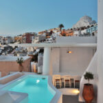 Trieris jacuzzi city view